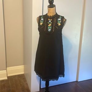 Entro brand dress size M